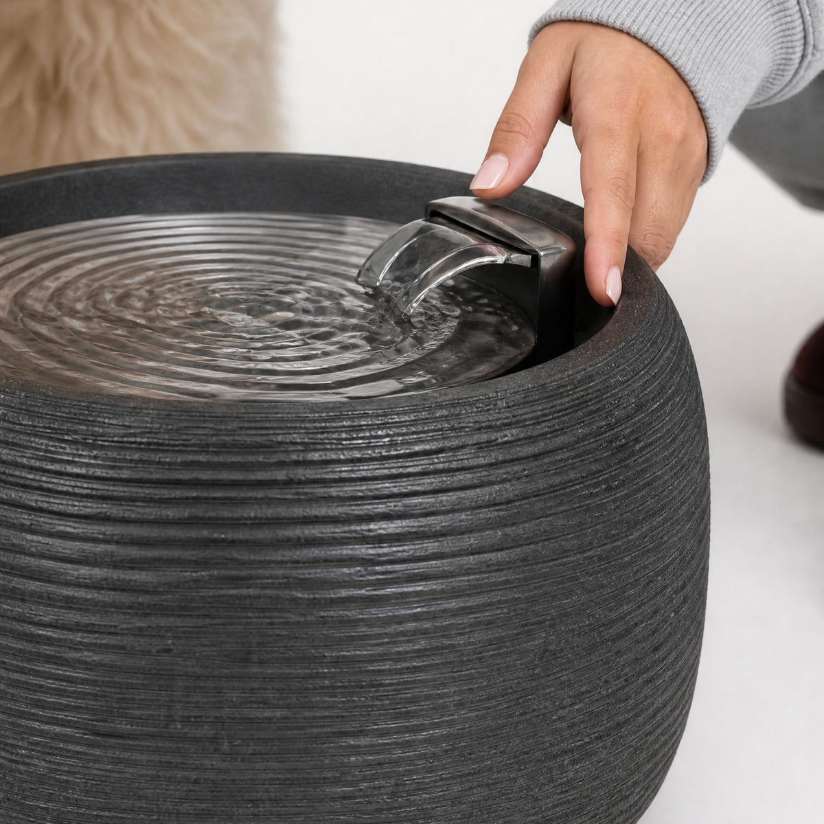 CONTINUOUS FRESH WATER FLOW