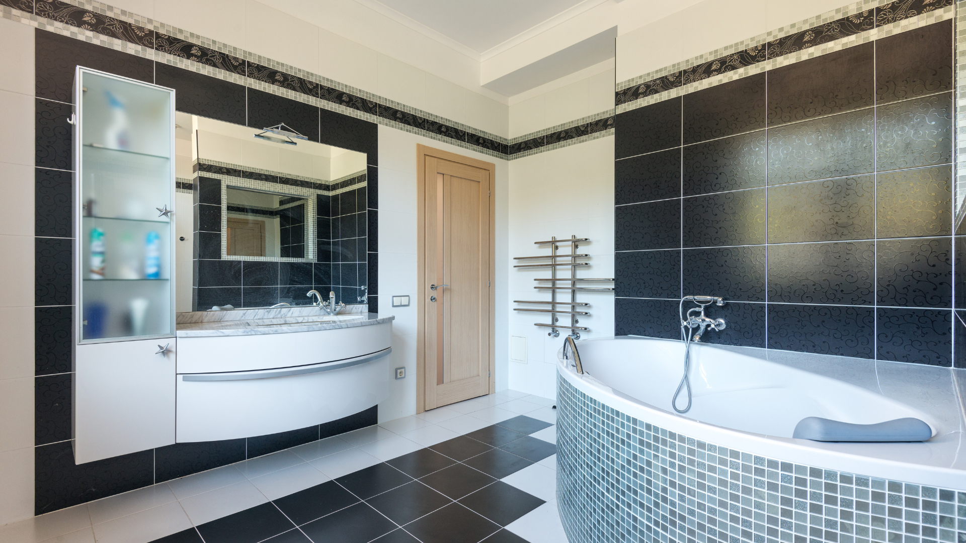 Read more about the article Stunning Mosaic Bathroom Floor Tile Ideas That Wow Instantly