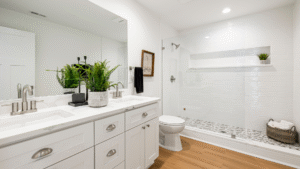 Read more about the article Gorgeous Small Master Bathroom Ideas That Instantly Maximize Your Space