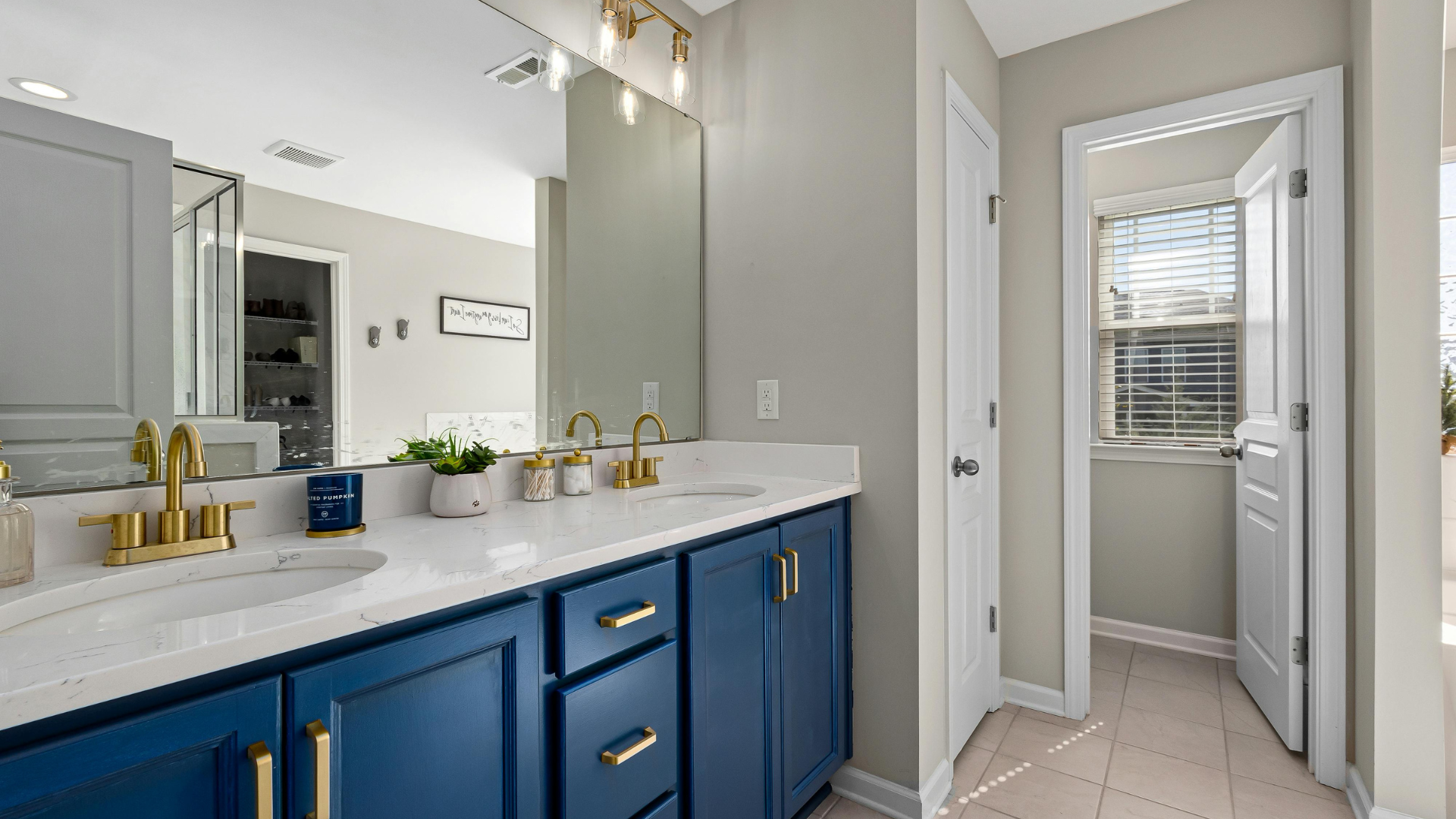 You are currently viewing Clever Small Master Bathroom Remodel Ideas To Maximize Space