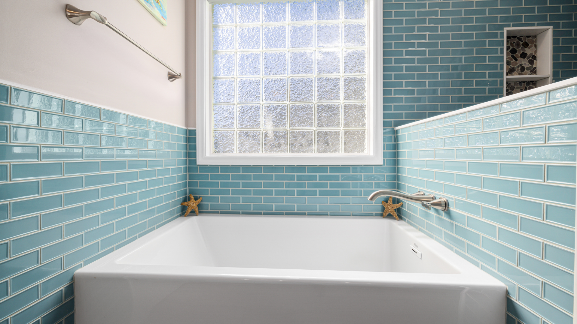 You are currently viewing Master Bathroom Bathtub Ideas That Will Instantly Elevate Your Space