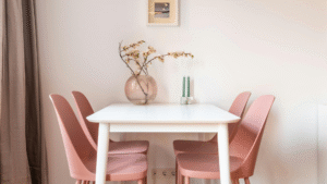 Read more about the article Brilliant Small Dining Room Table Ideas That Maximize Space