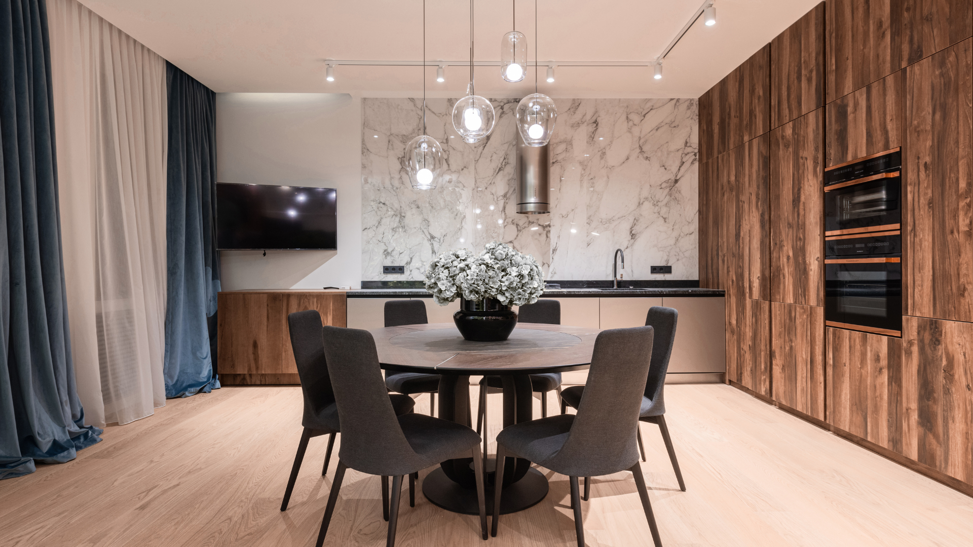 Read more about the article Stunning Black Dining Room Table Ideas to Elevate Your Space